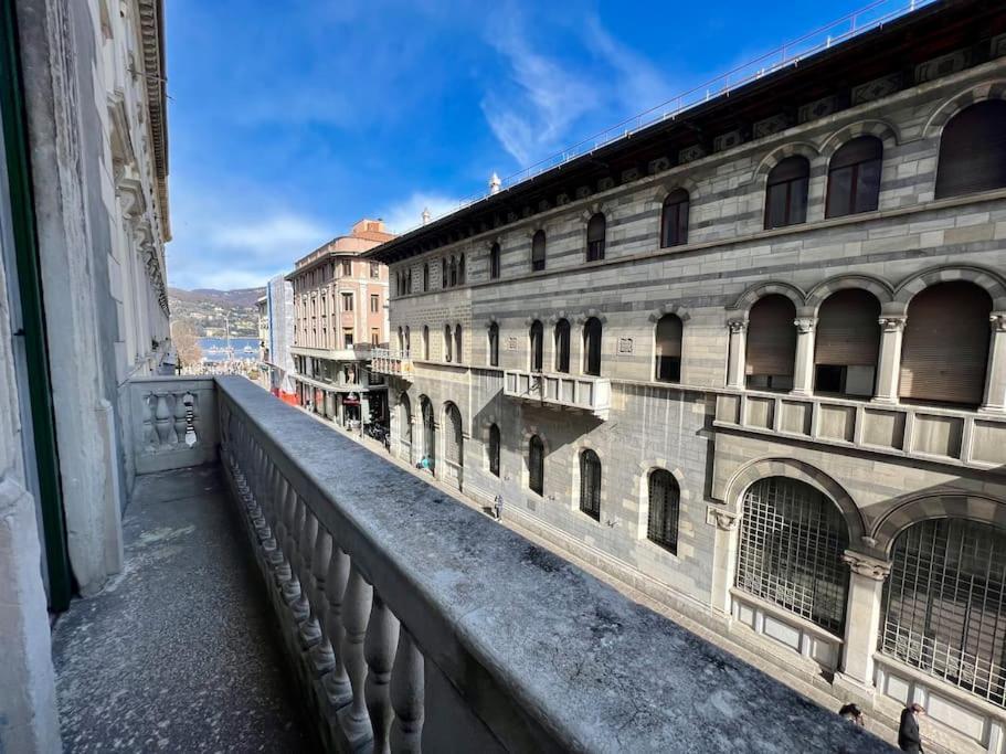 Esclusivo 130Mq Fronte Duomo E Lago E Terrazza Como Eksteriør bilde